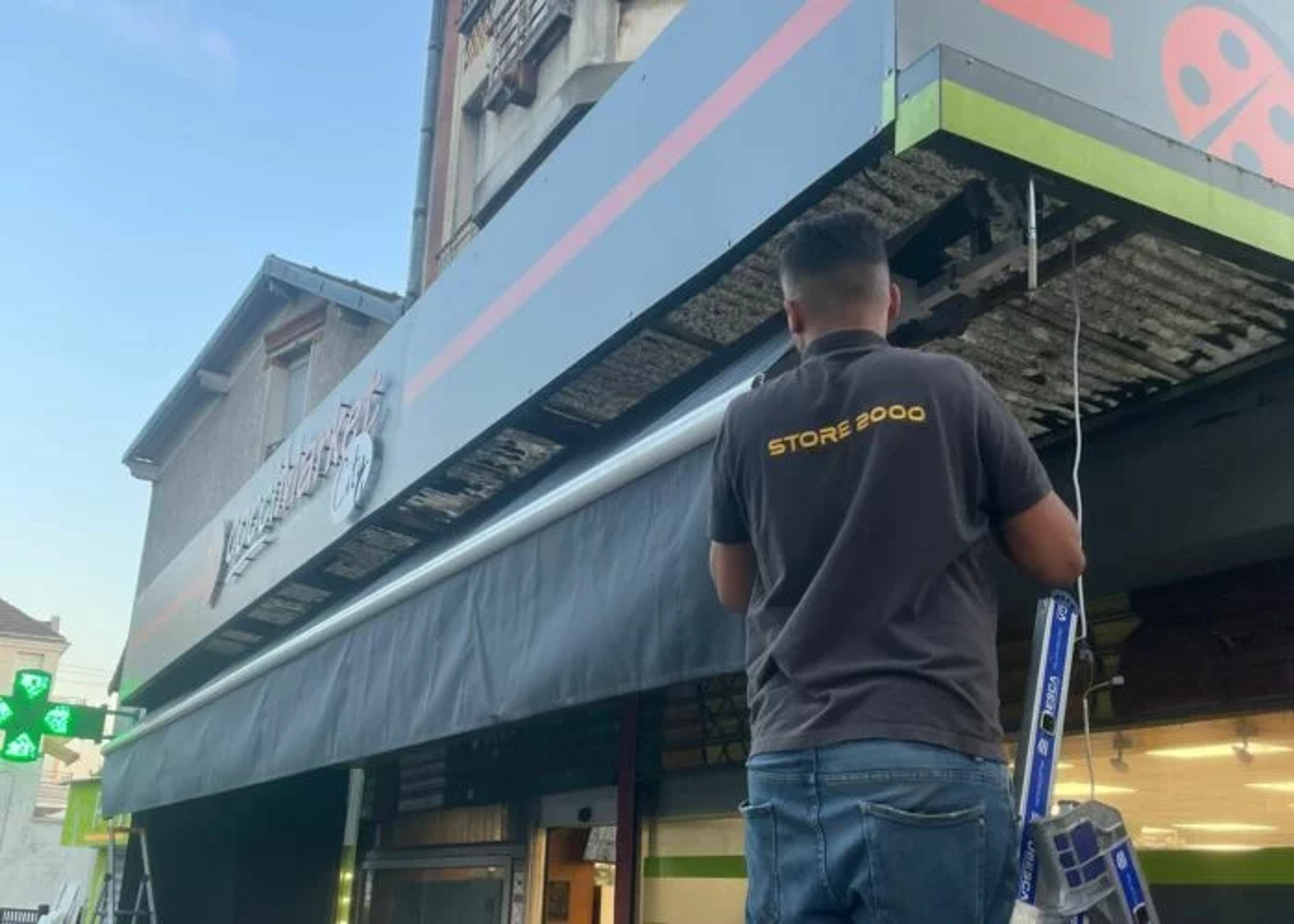 Prix réparation store banne : Tarifs estimés